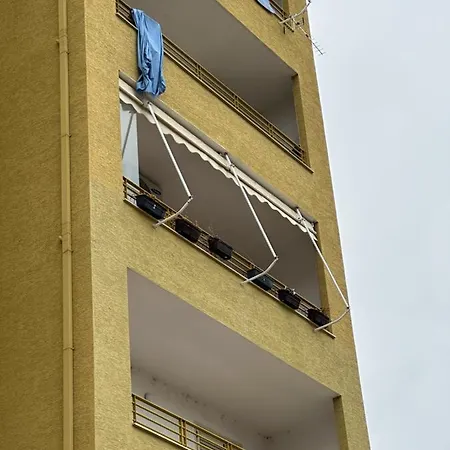 Dhoma Me Qera Ditore/javore