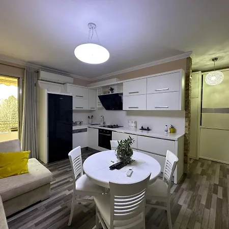 Appartement Dhoma Me Qera Ditore/javore *